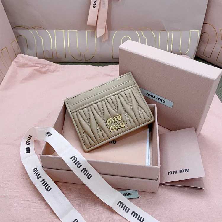 Miu Miu Miumiu Wallet