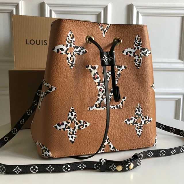 Louis Vuitton Louis Vuitton Bag