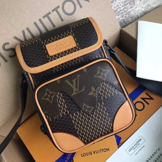 Louis Vuitton Louis Vuitton Bag
