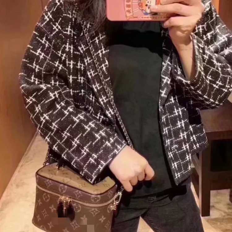Louis Vuitton Louis Vuitton Bag