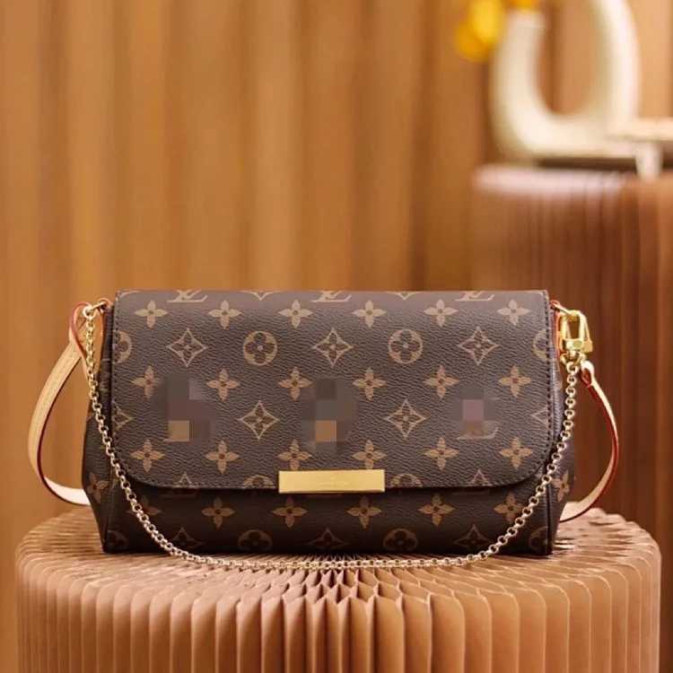Louis Vuitton Louis Vuitton Bag