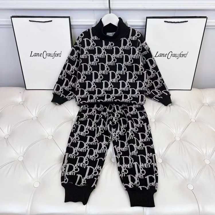 DR Children's Suit