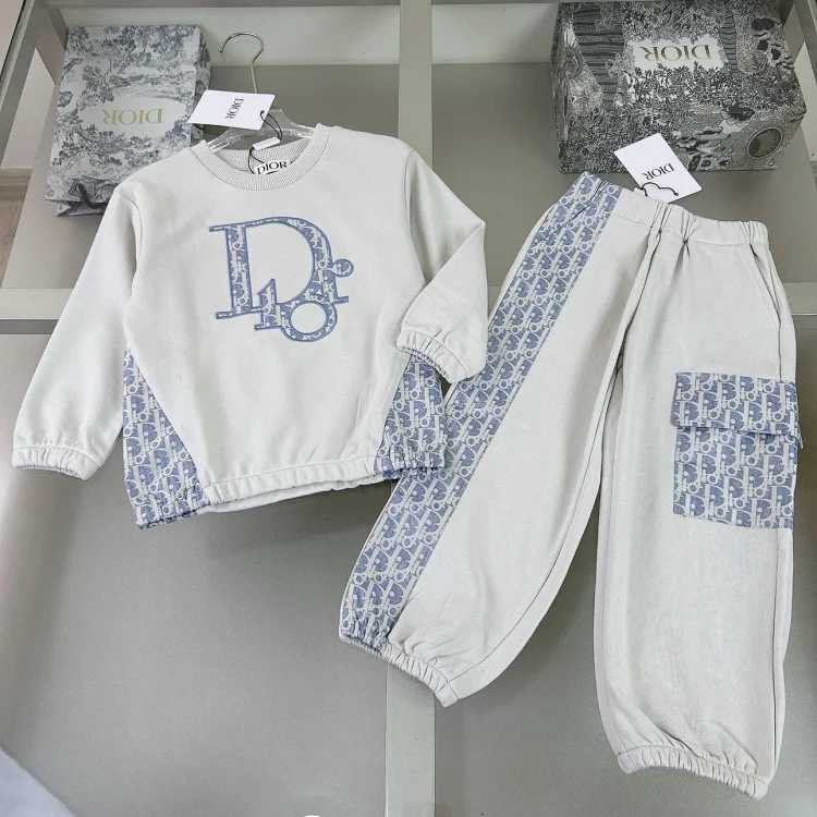 DR Child's Suit
