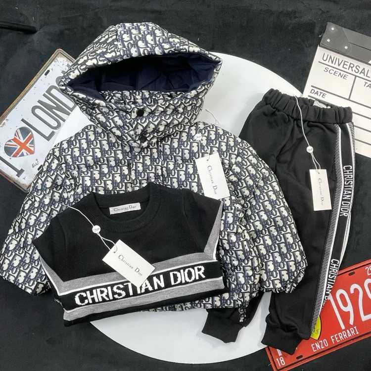 DR Children's Suit