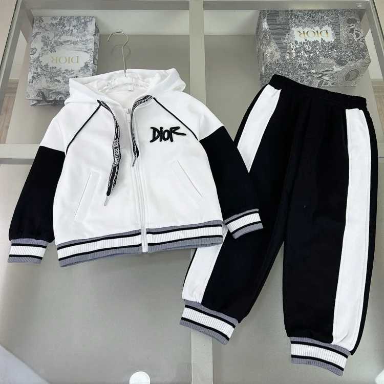 DR Children's Suit