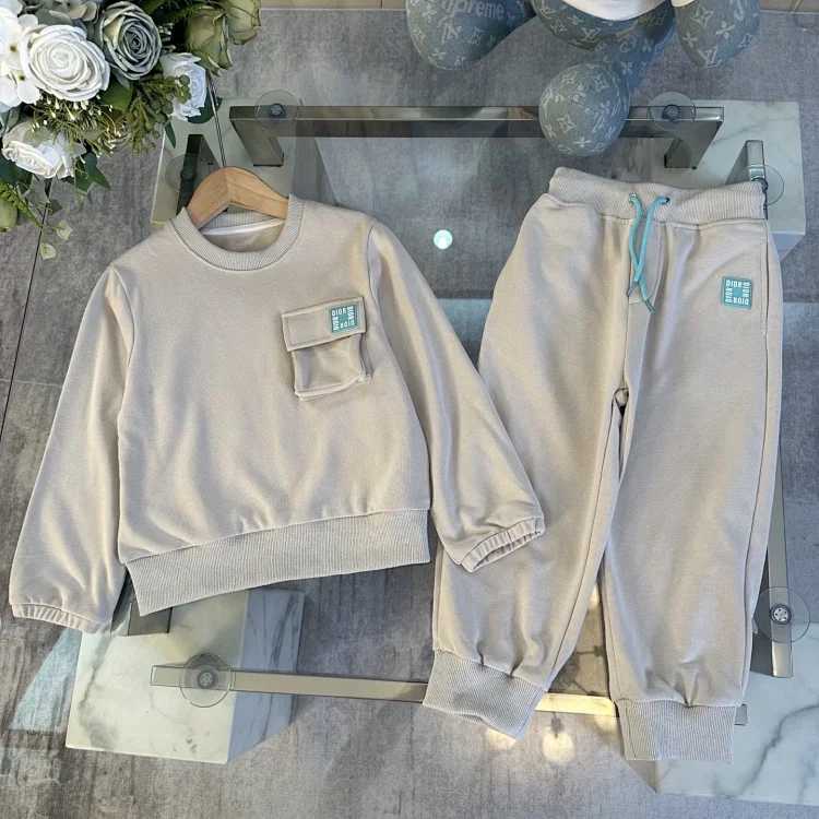DR Children's Suit