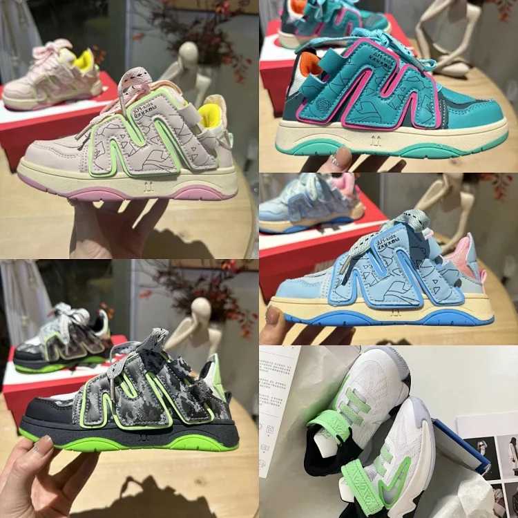 AM-kids Shoes