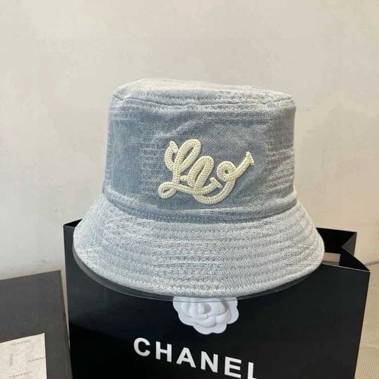 Louis Vuitton Louis Vuitton Hat