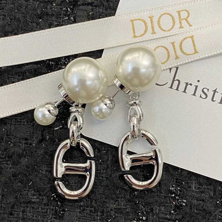 DR Earring