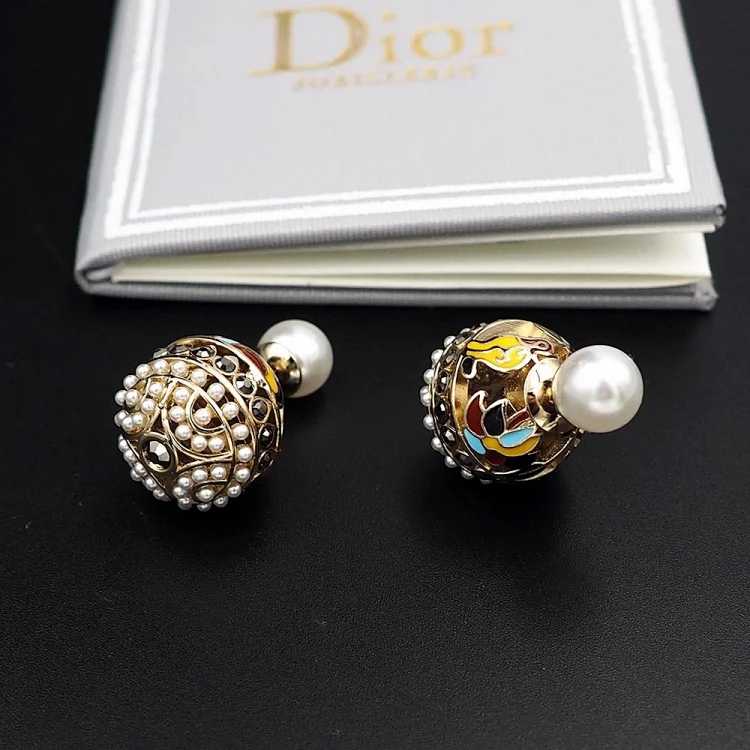 DR Earring