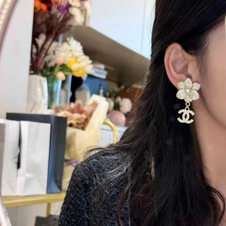 Chanel CHANEL Earrings