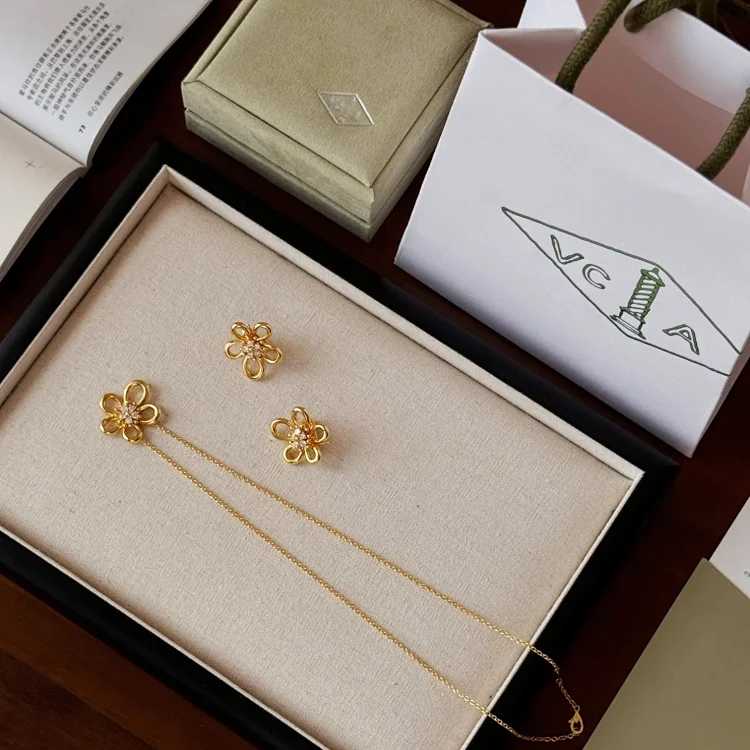 Van Cleef Van Cleef & Arpels Necklace+earrings