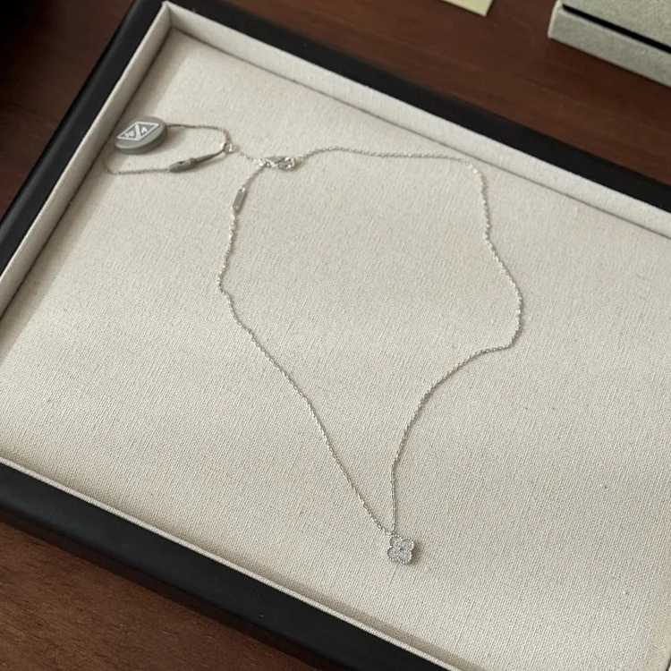 Van Cleef Van Cleef & Arpels Necklace