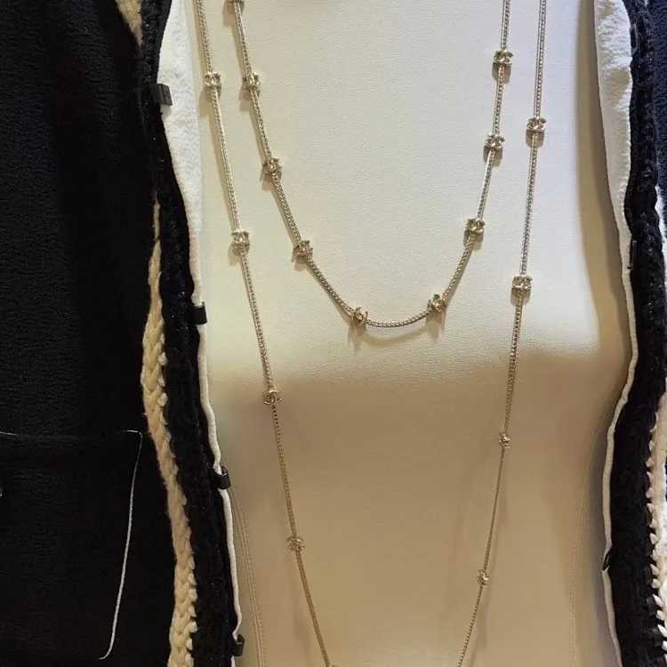 Chanel CHANEL Sweater Chain