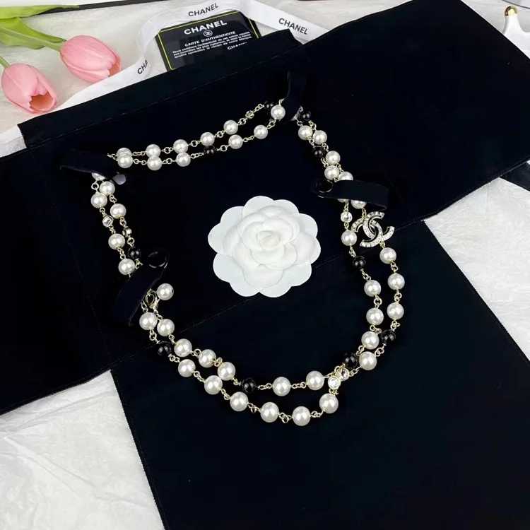 Chanel CHANEL Sweater Chain