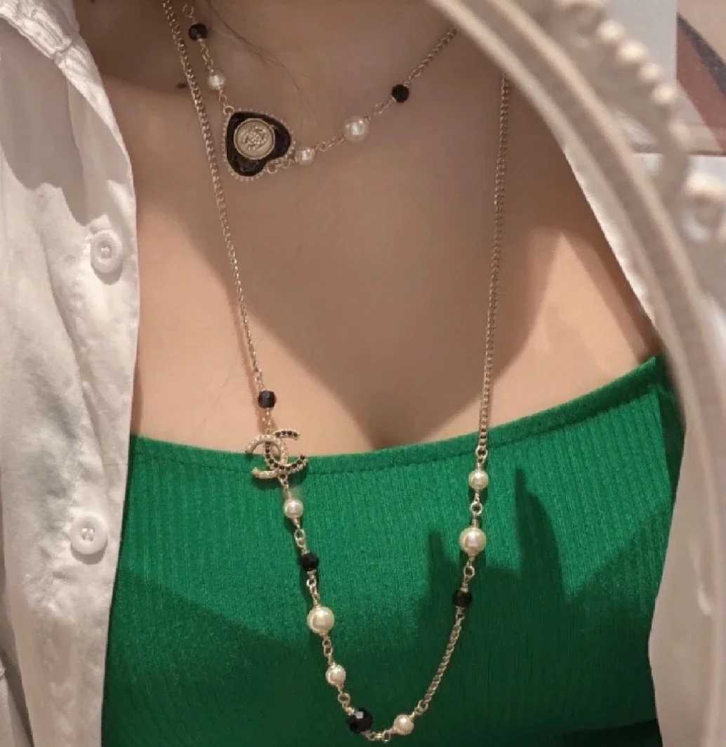 Chanel CHANEL Sweater Chain