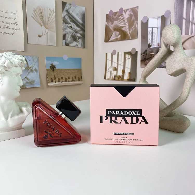 Prada Prada Perfume