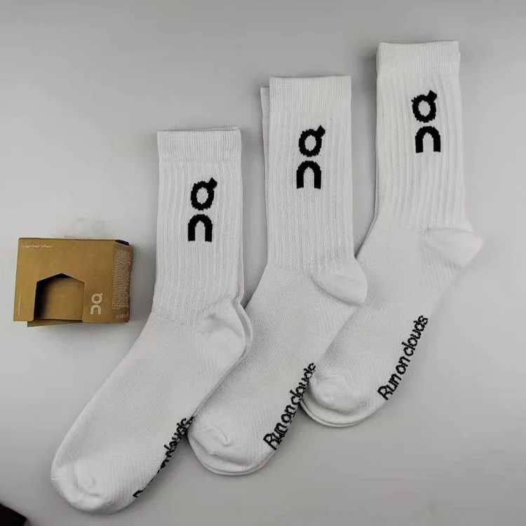 On Cloud Socks