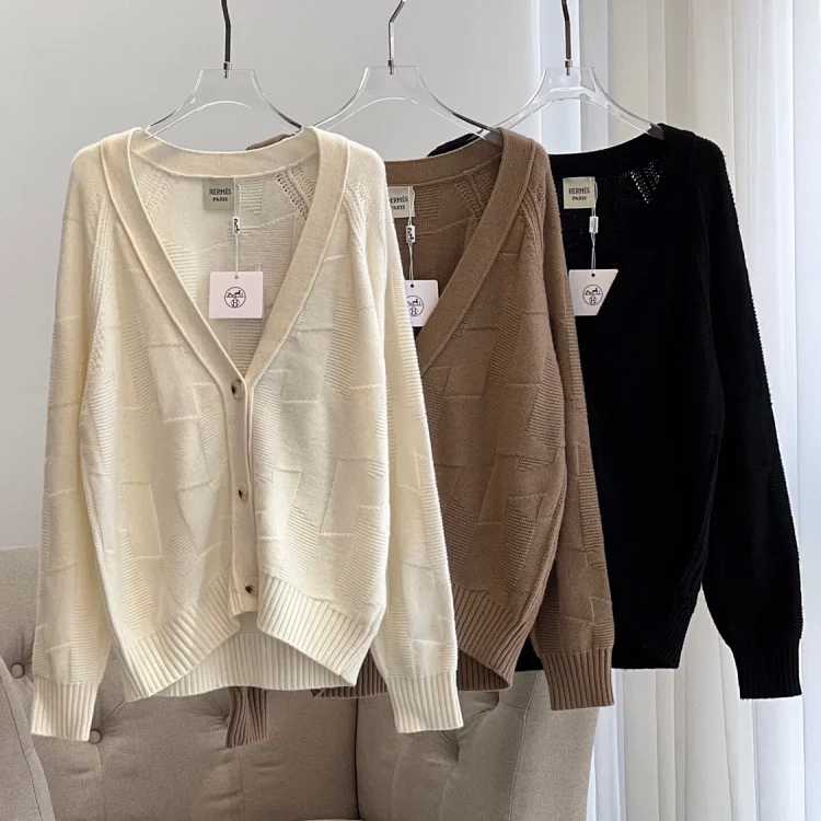 HERESPAUIS Sweater