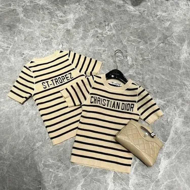 DR Sweater