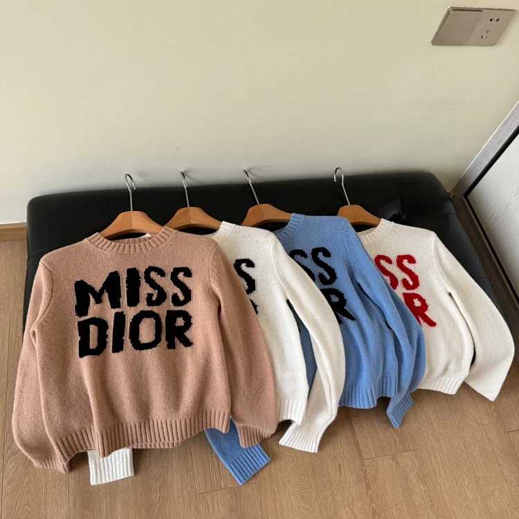 DR Sweater