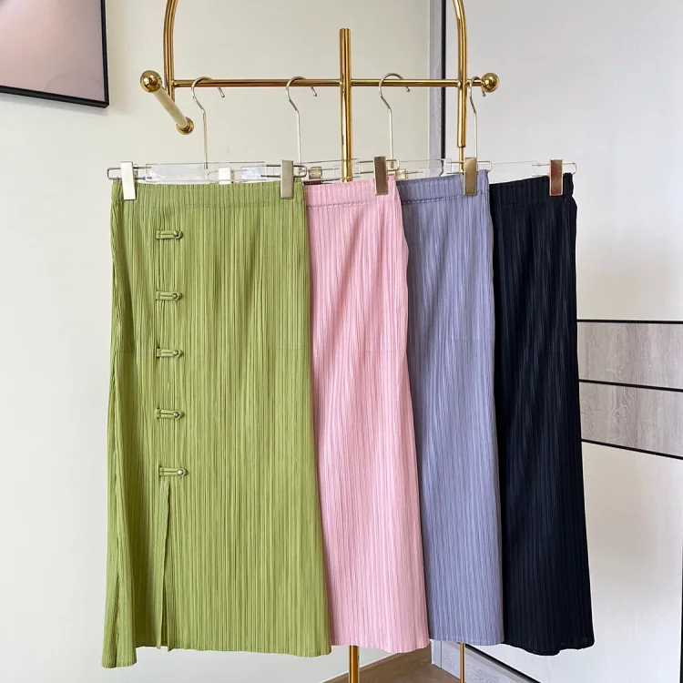 Women's Skirts