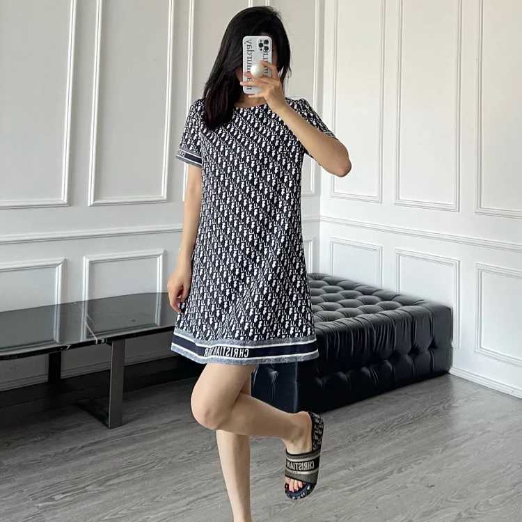 DR Dress