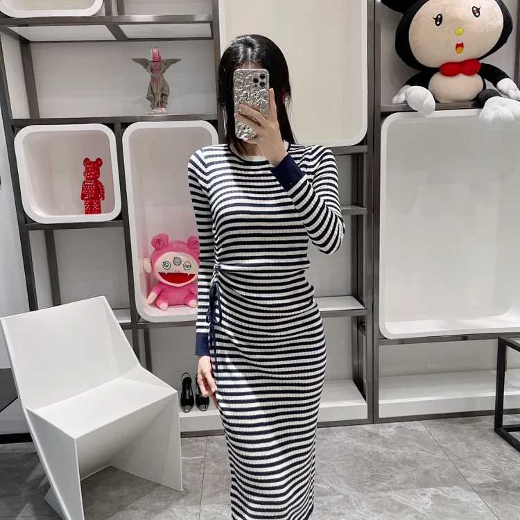 Inspire&stories Long-sleeved Striped Dress