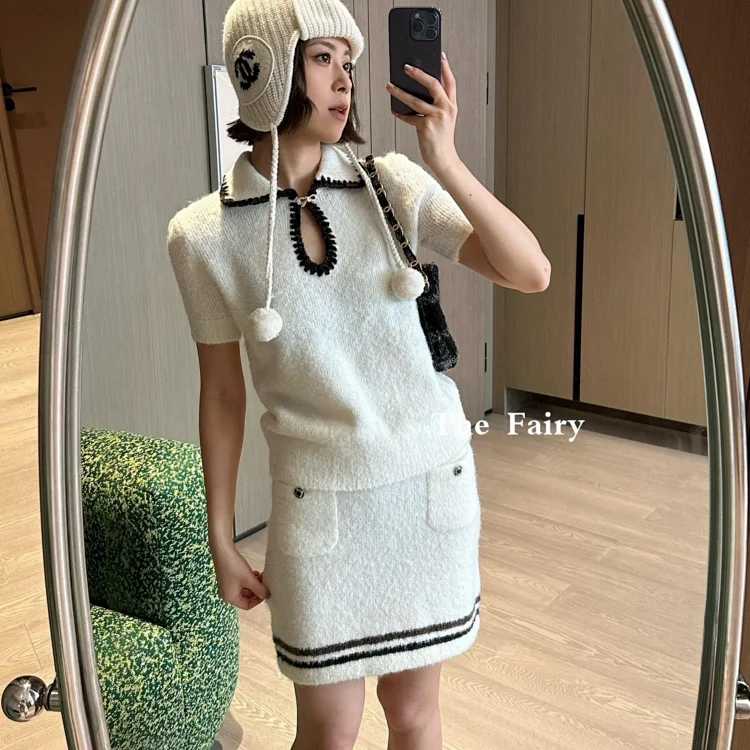 Women's Skirt Suit