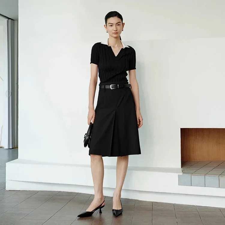 Woman Skirt