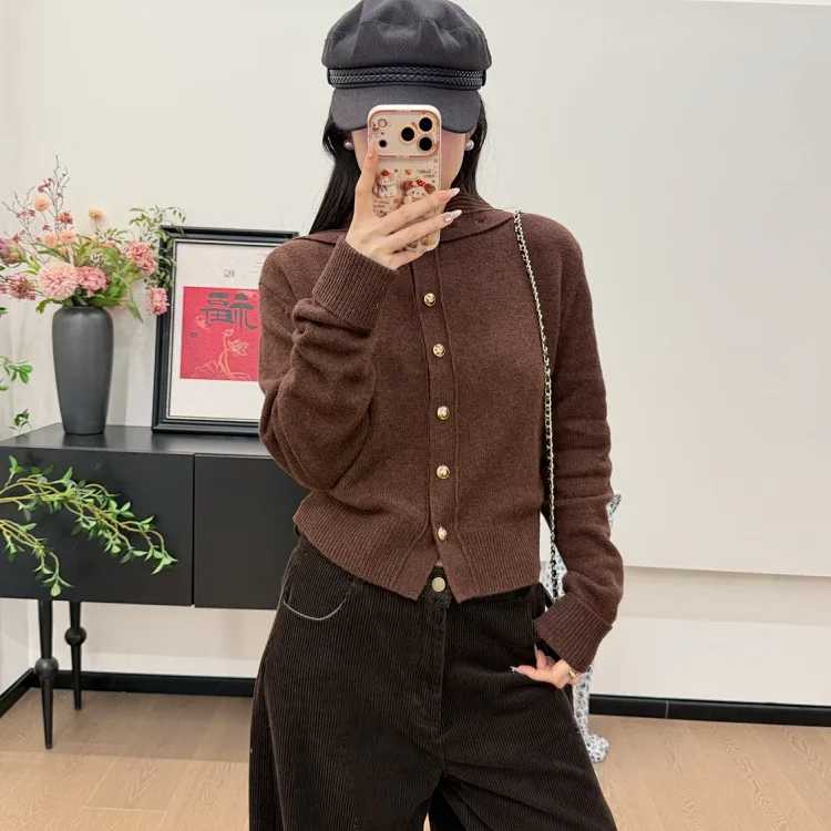 Woman Sweater