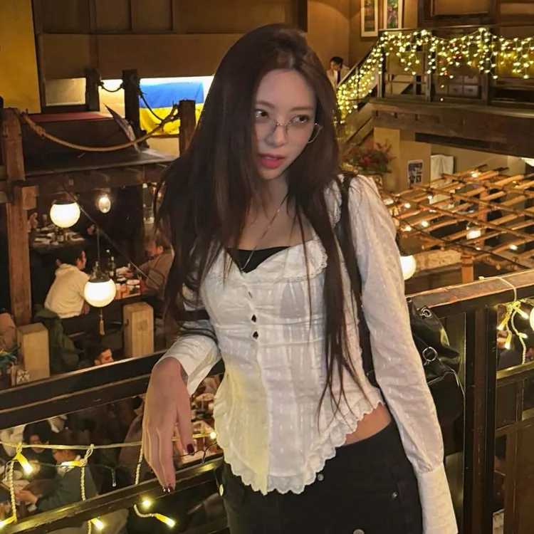 Woman Shirt