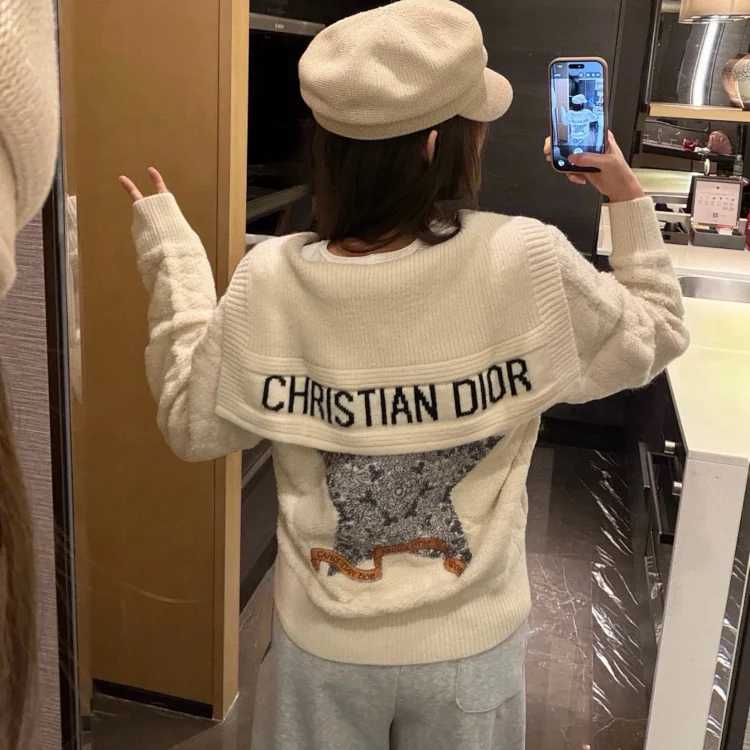 DR Sweater