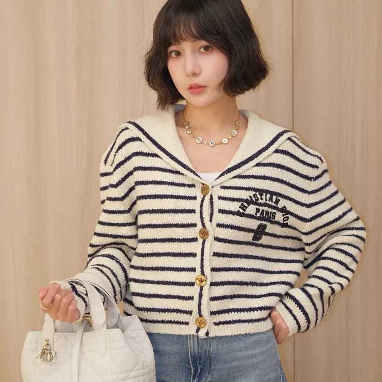 DR Sweater