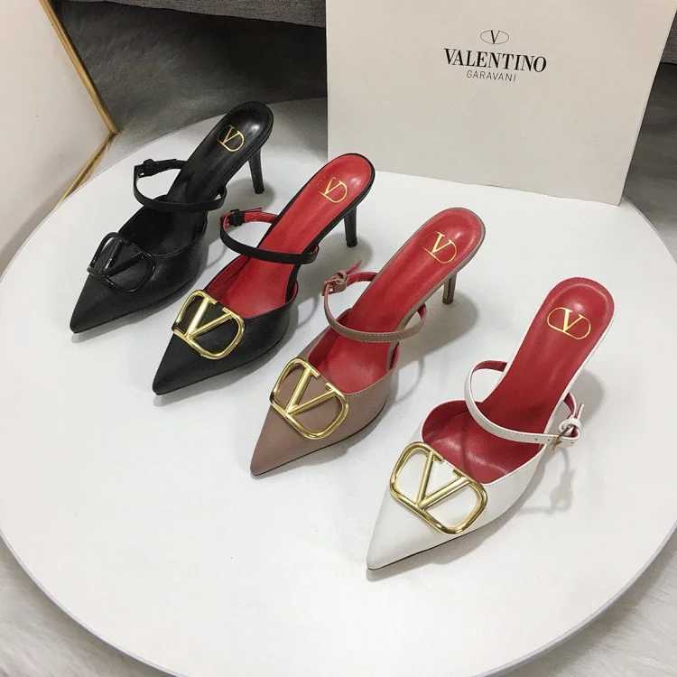 Valentino Valentino High Heel