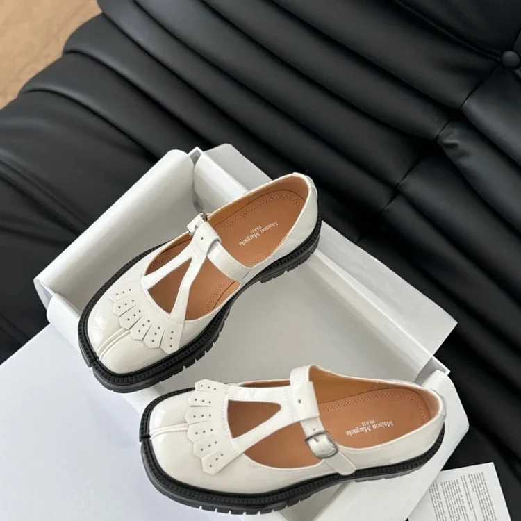 Maison Margiela Maison Margiela Split-toe Shoes