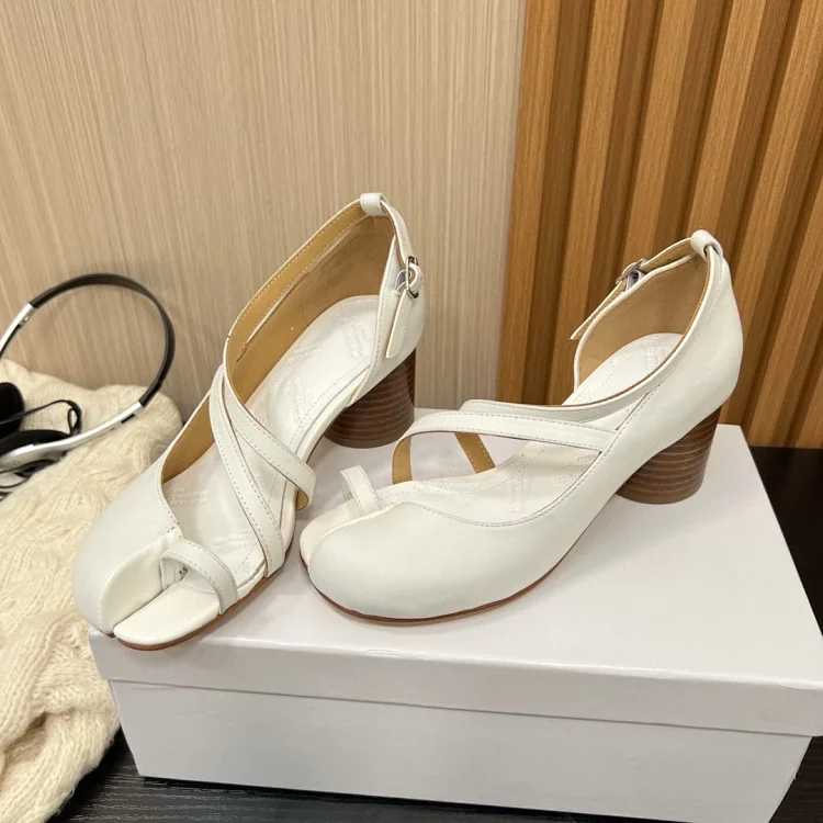 Maison Margiela Maison Margiela Toe-separated Sandals