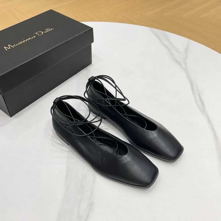 Massimo Dutti Ballet Shoes