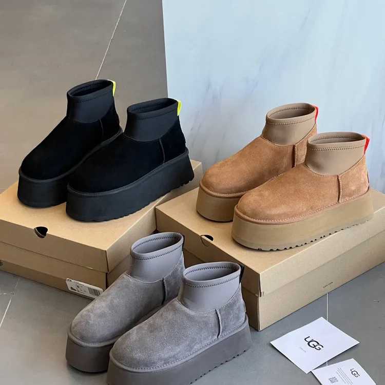 UGG UGG Boots