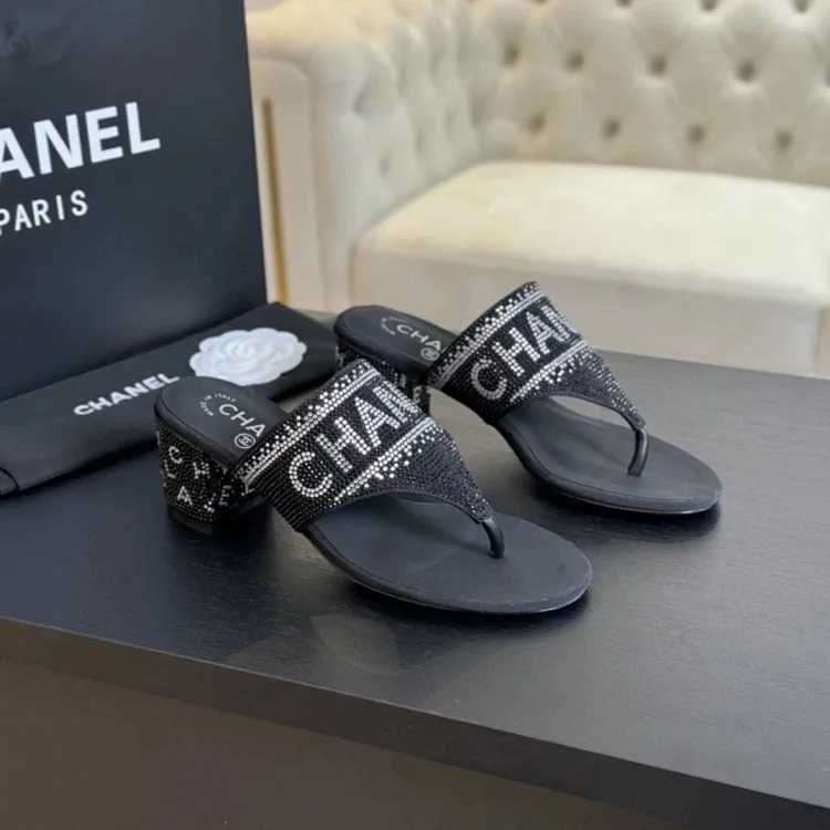 Chanel Chanel High-heeled Flip-flops