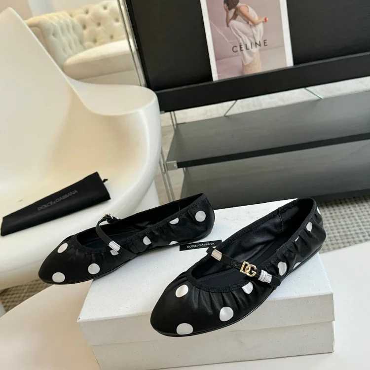 Dolce and Gabbana Dolce & Gabbana Single Shoes
