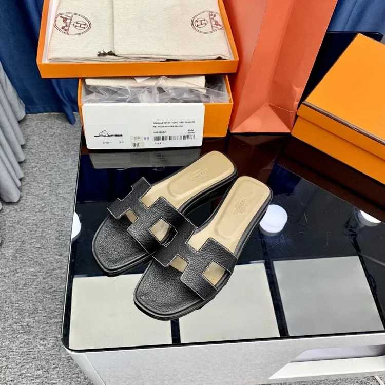 Hermes Hermes Slippers