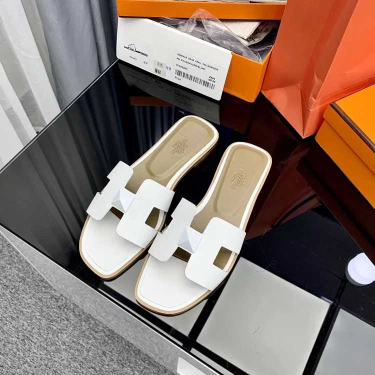 Hermes Hermes Slippers