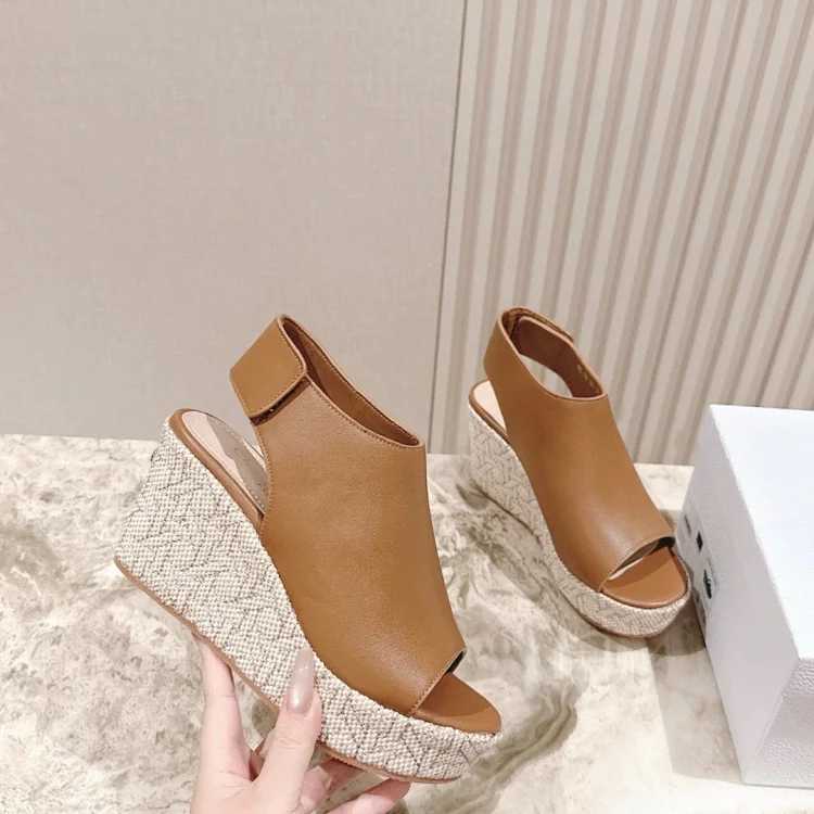 DR Wedge Sandals