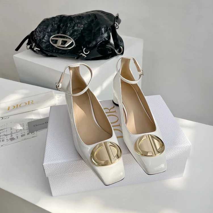 DR High Heel