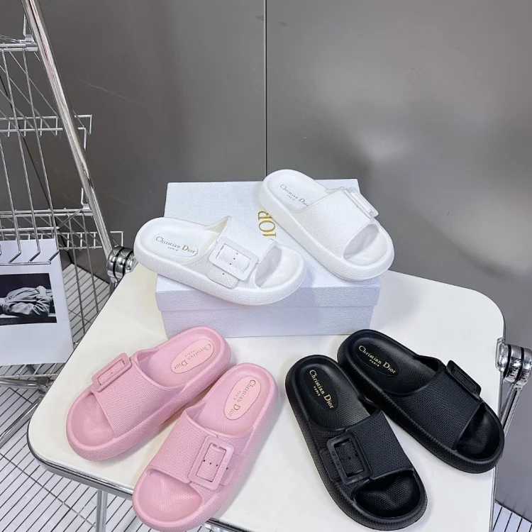 DR Slippers