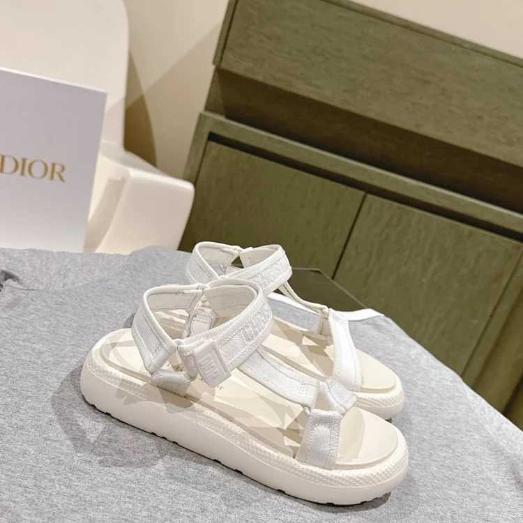 DR Sandals