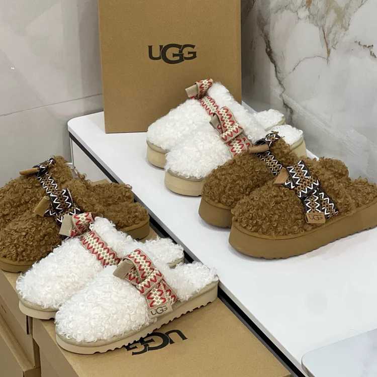 UGG Ugg Cotton Slippers