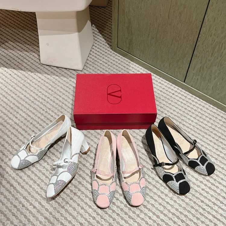 Valentino VALENTINO Mid-heeled Shoes