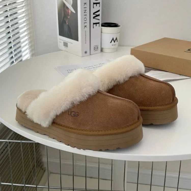 UGG Ugg Cotton Slippers